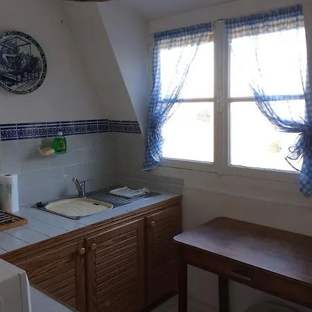 23 Biais Apartment *